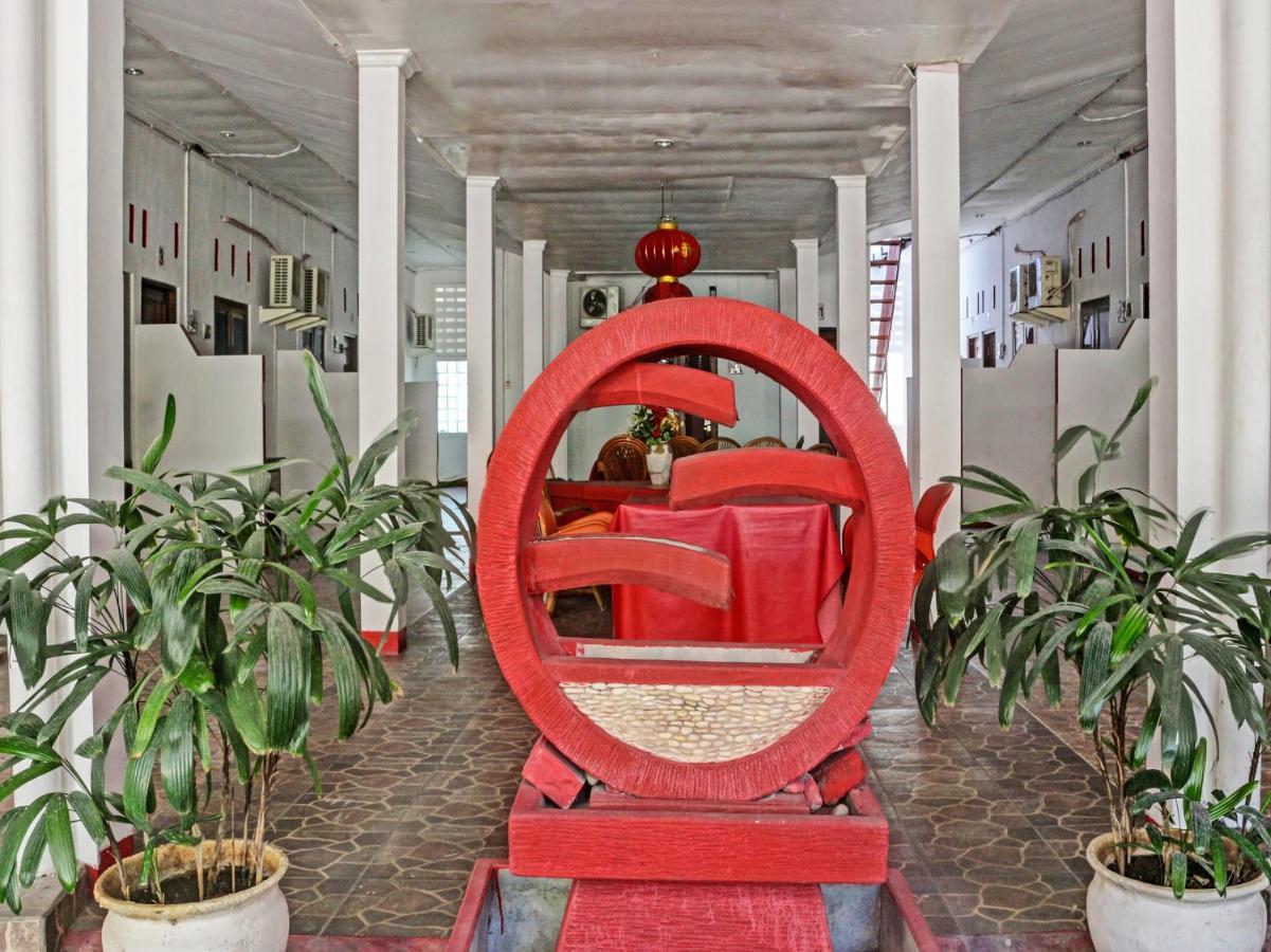 Oyo 91416 Puri 88 Homestay Купанг Экстерьер фото